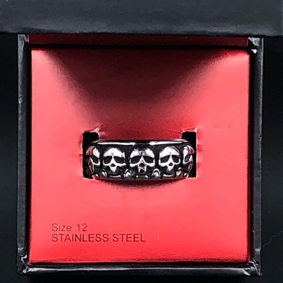 Ed Hardy Stainless Steel Eternity Skull Band Ring - Picture 11 of 13